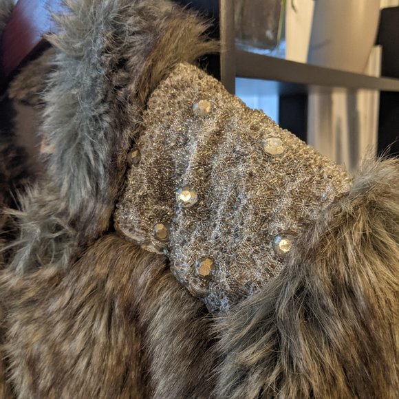 Free People Embellished Shoulder Faux Fur Cropped - Picture 3 of 4